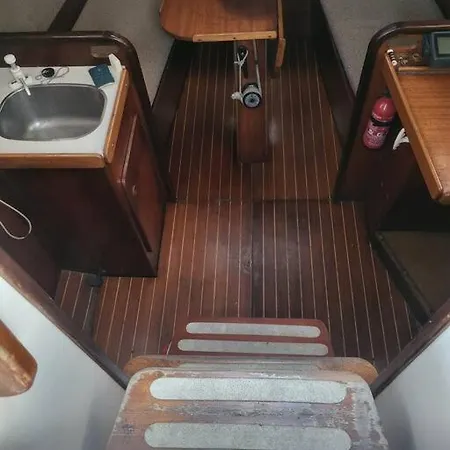 Bateau Jeanneau Fantasia 8m à Louer *