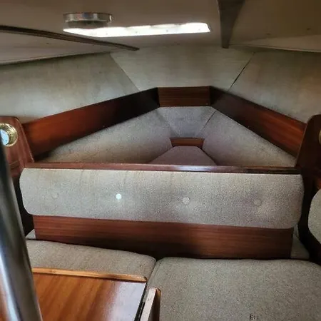 보트호텔 Bateau Jeanneau Fantasia 8m A Louer *